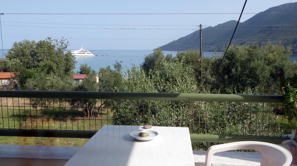Kavoulakos Studios Skoutarion Luaran gambar