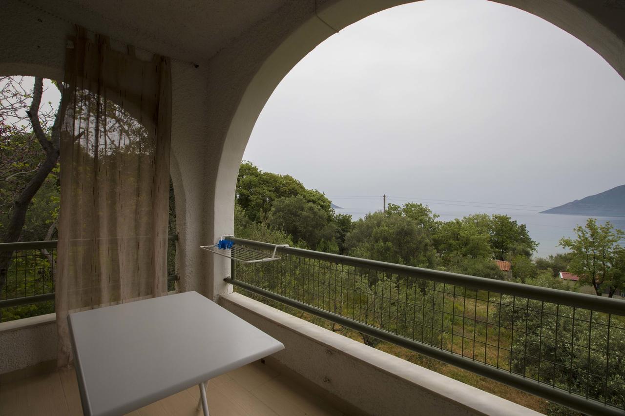 Kavoulakos Studios Skoutarion Luaran gambar